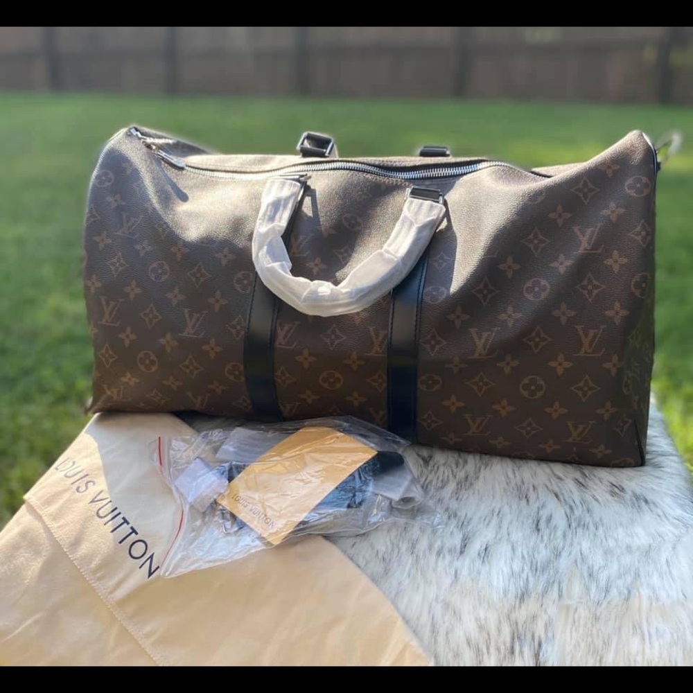 LARGE Travel Fashion Bag - Size 50 NEW in Bag